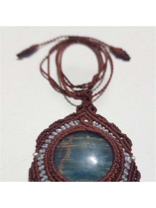 Collar ajustable de ónix cielo tejido a mano
