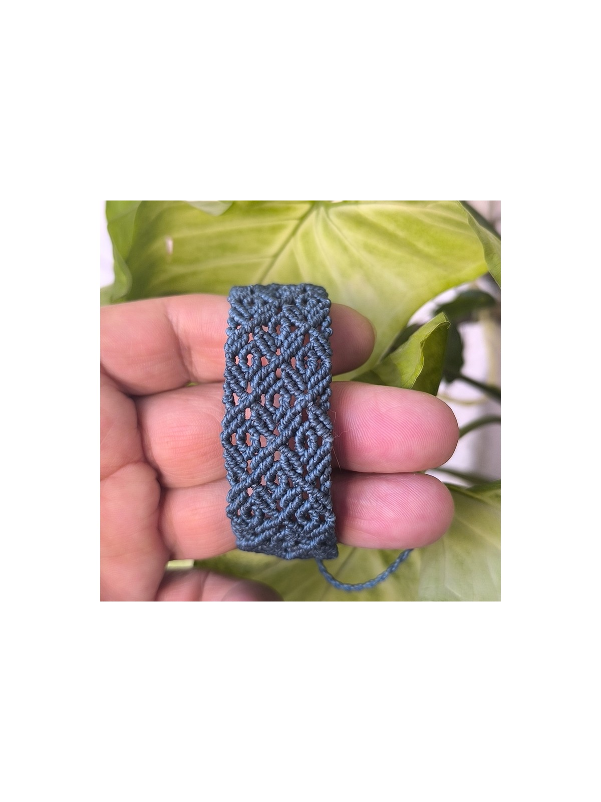 Brazaleto tejido  Joyería artesanal Estilo hippie Mujer Diseño único Regalo ideal