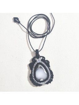 Collar de macramé con ágata dendrita hecho a mano