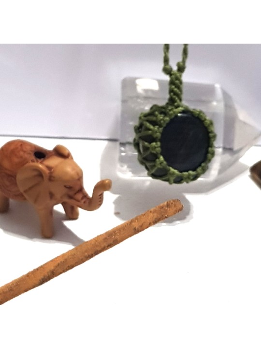 Colgante de labradorita natural tejido a mano