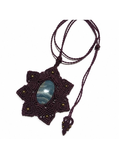 Colgante mandala de micro-macramé con ónix cielo