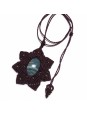 Colgante mandala de micro-macramé con ónix cielo